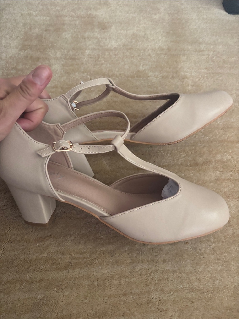 Women's T-Strap Block Heel Pumps in Beige - Picture 5 of 5